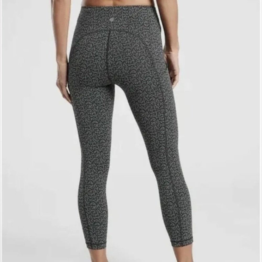 Athleta Ultimate Stash Textured Tight Legging - Picture 2 of 7